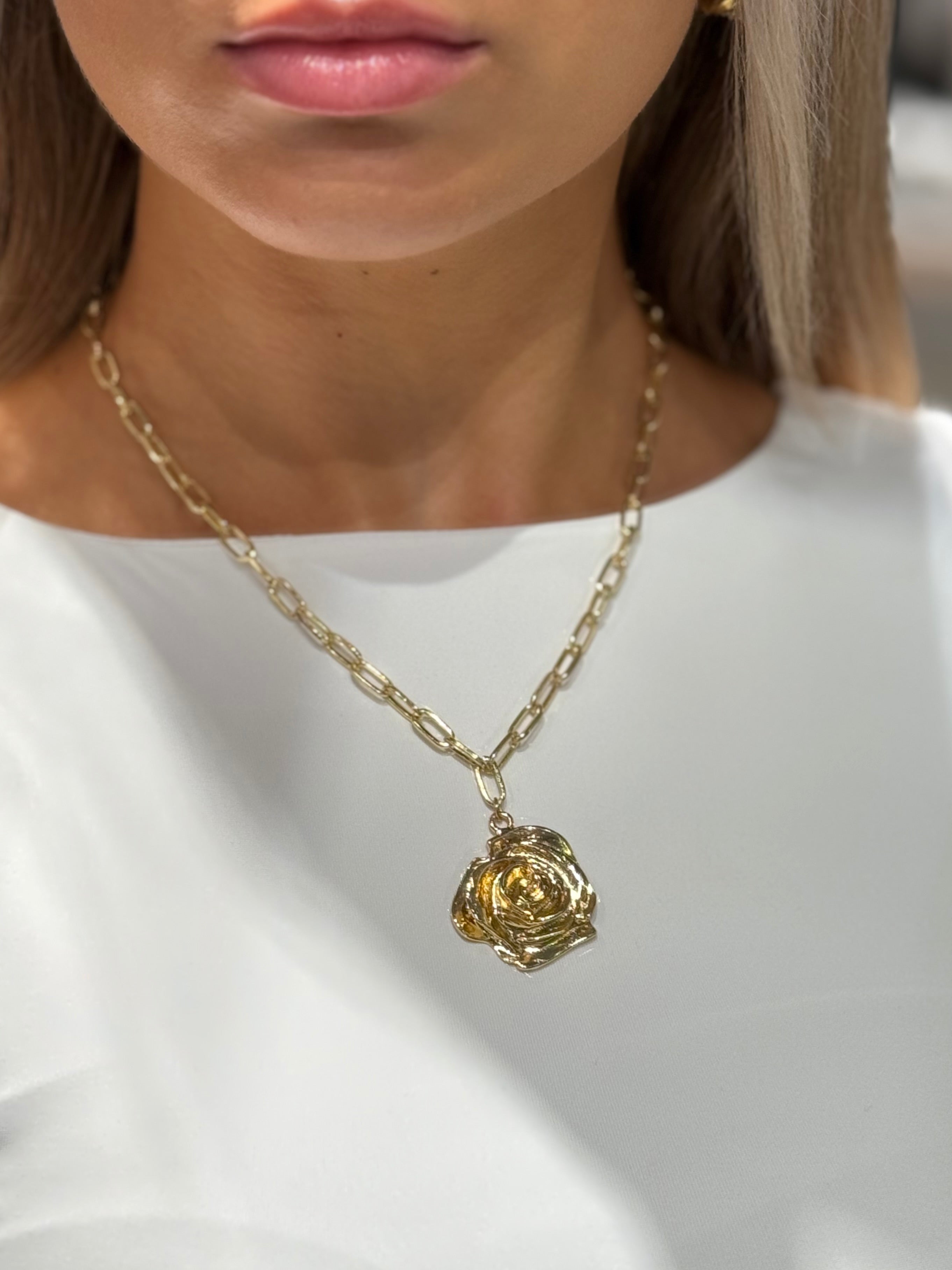 PCTAILE Necklace - Gold Colour